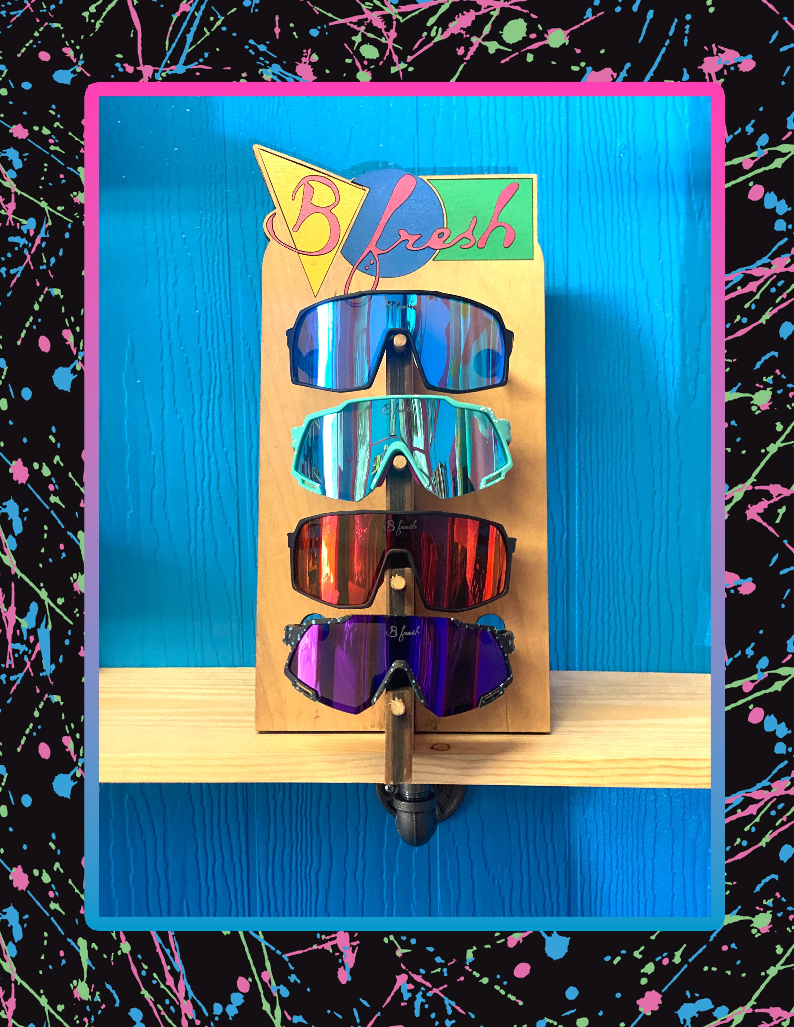Order 12 Pairs of Sunglasses and receive a free stand! 1001